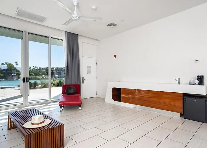 Hotel Heat Lake Havasu City